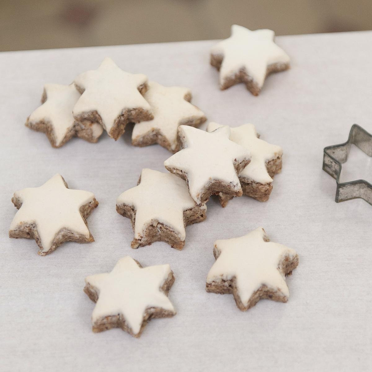 Zimtsterne Weihnachten Backen