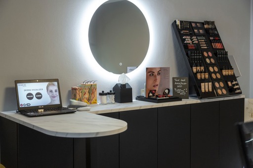 Ladenbau Modern Design