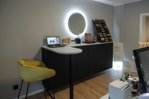 Ladenbau Modern Design